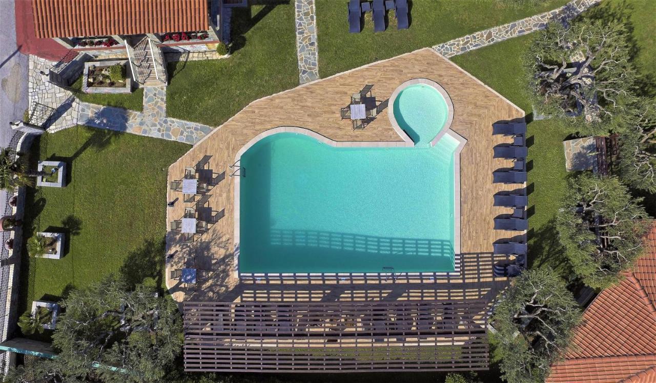 Sunday Resort Геракини Екстериор снимка
