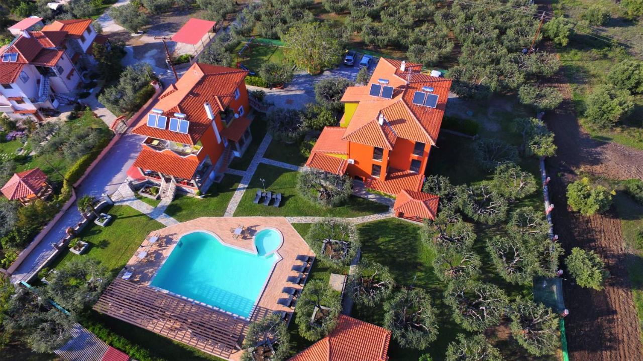 Sunday Resort Геракини Екстериор снимка